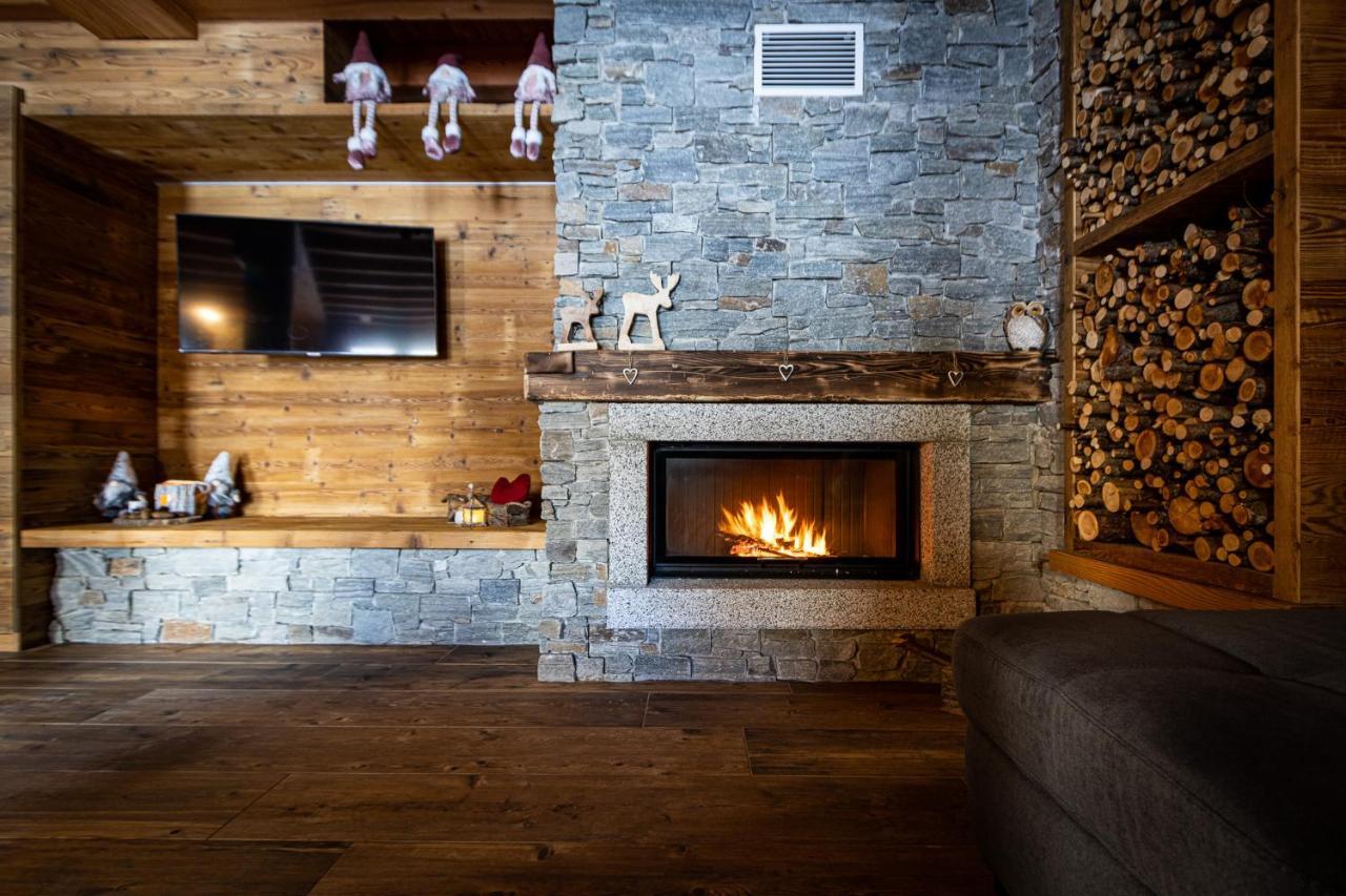 Nido Del Brenta Apartment Madonna di Campiglio Bagian luar foto