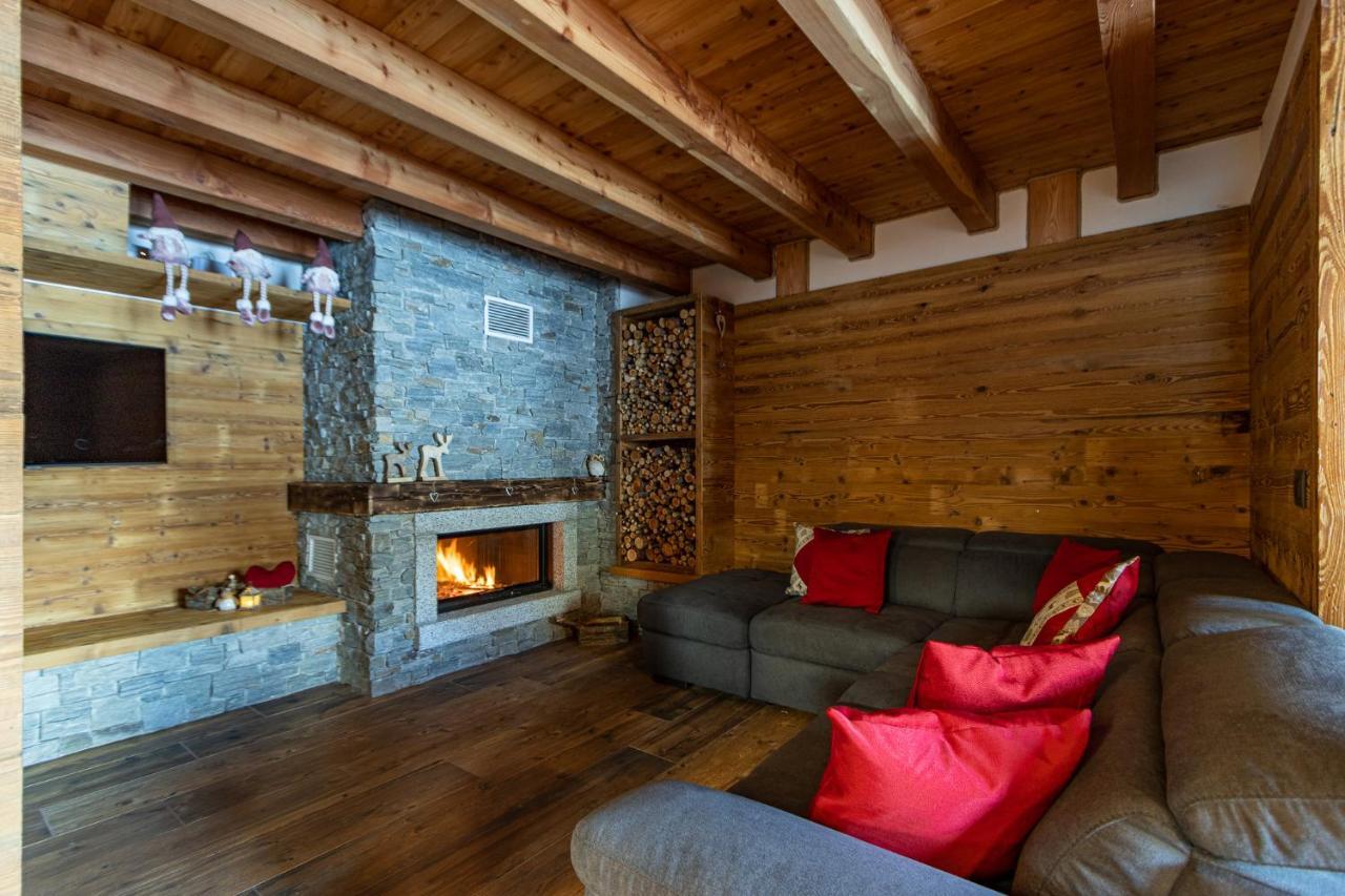 Nido Del Brenta Apartment Madonna di Campiglio Bagian luar foto